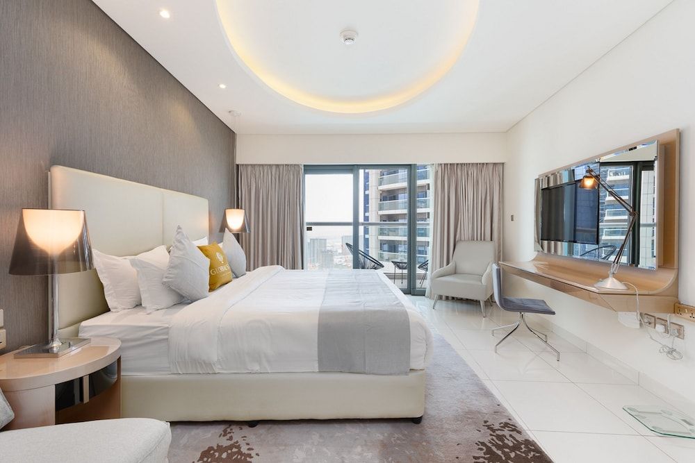 GLOBALSTAY. DAMAC Tower Paramount Elite Apartment, 1 Bedroom, Kitchen, Pool View 2