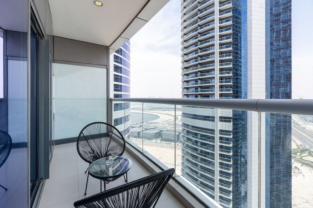 GLOBALSTAY. DAMAC Tower Paramount Elite Apartment, 1 Bedroom, Kitchen, Pool View 10