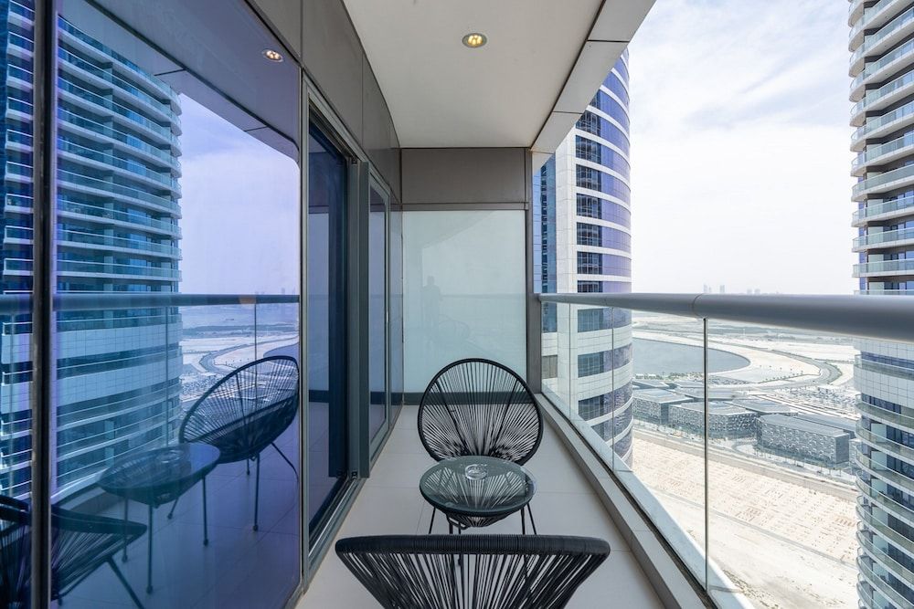GLOBALSTAY. DAMAC Tower Paramount Elite Apartment, 1 Bedroom, Kitchen, Pool View 11