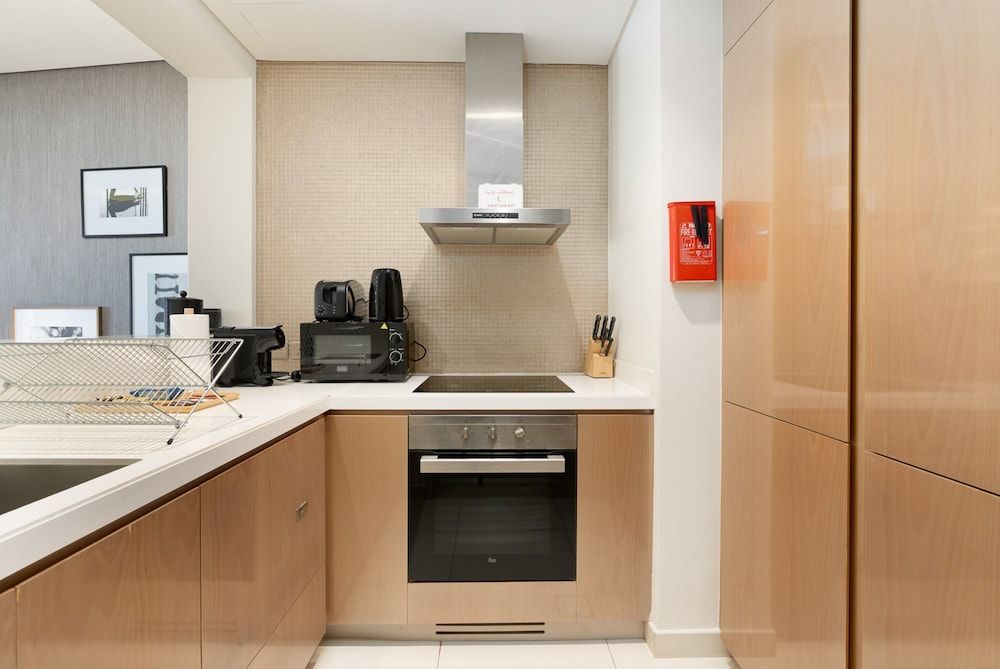 GLOBALSTAY. DAMAC Tower Paramount Elite Apartment, 1 Bedroom, Kitchen, Pool View 14