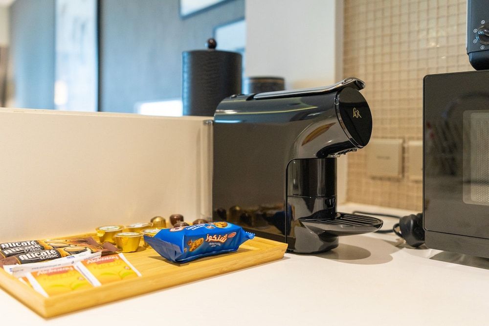 GLOBALSTAY. DAMAC Tower Paramount Elite Apartment, 1 Bedroom, Kitchen, Pool View 15