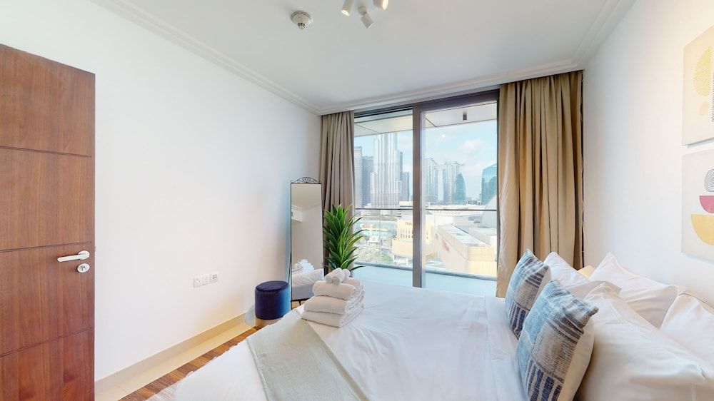 undefined Blvd Point 910 5