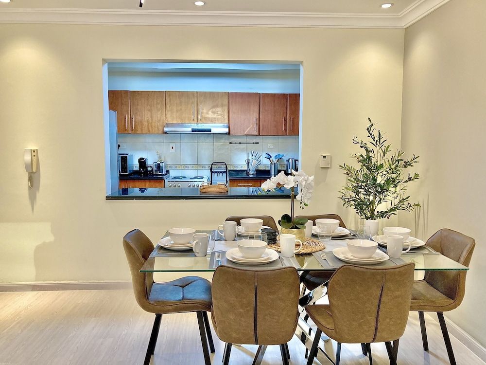 undefined Whitesage - Lakefront Apartment Amidst Parks With Lake Access 8