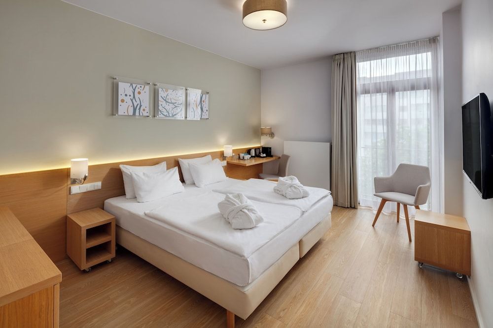 undefined Hotel Carol 2