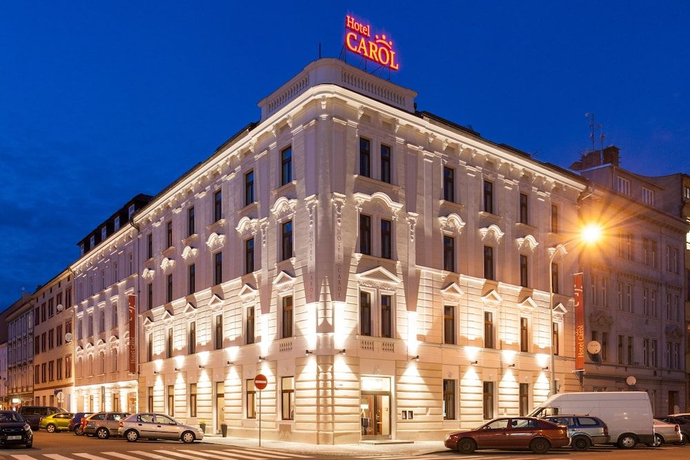 undefined Hotel Carol 7