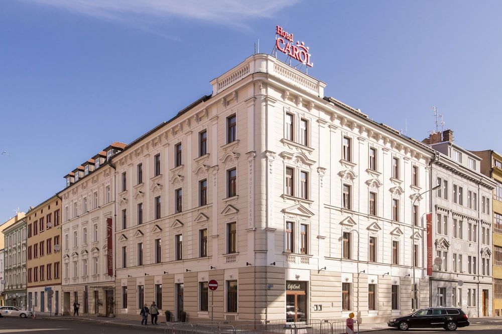 undefined Hotel Carol 6