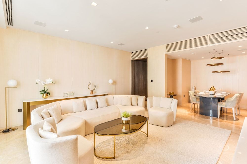 Five Palm Residences Deluxe Apartment 14