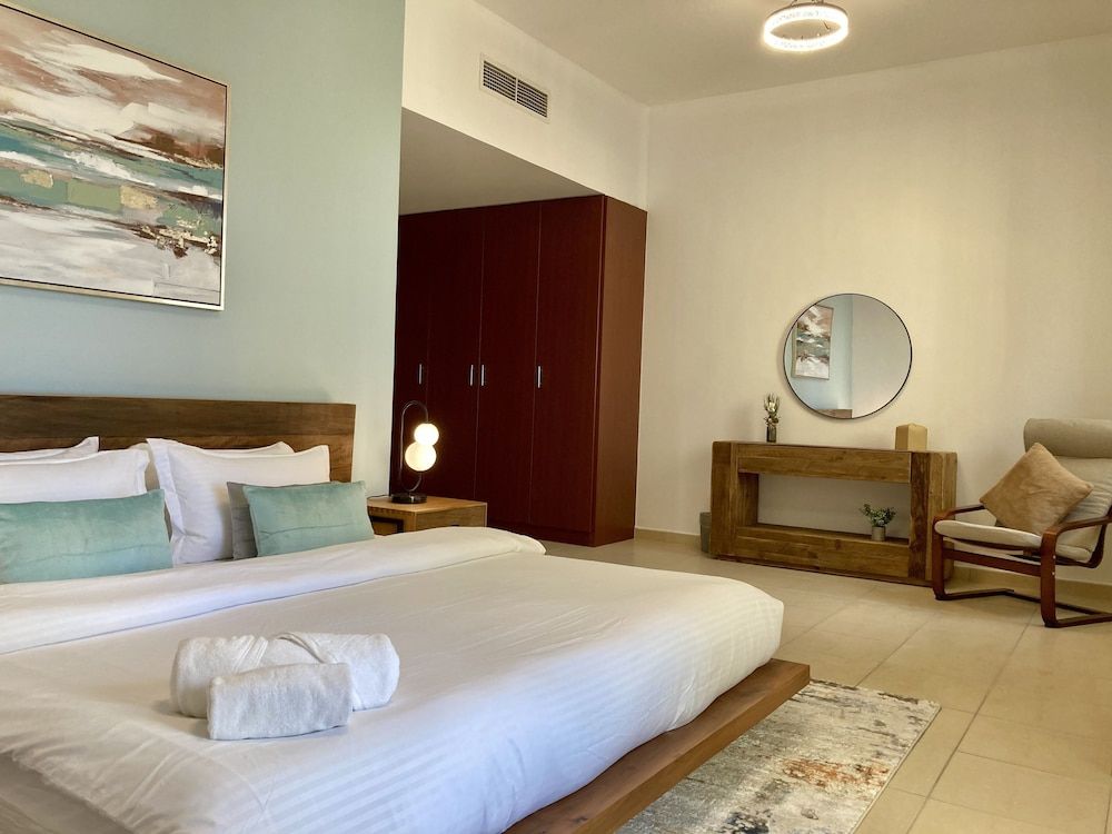 undefined Whitesage - Elegant Interior With Incredible Sea and City View 9