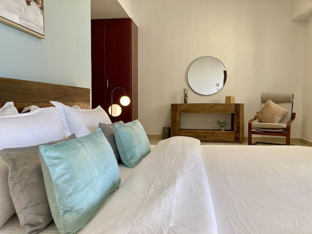 undefined Whitesage - Elegant Interior With Incredible Sea and City View 7