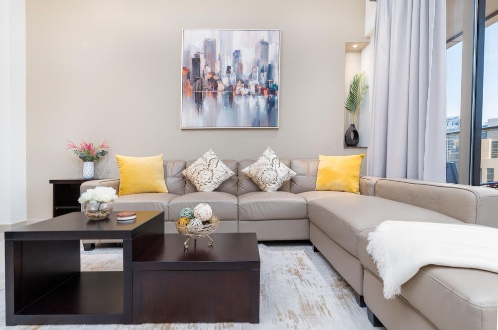 undefined Whitesage - Elegant Apartment With Balcony in Downtown
