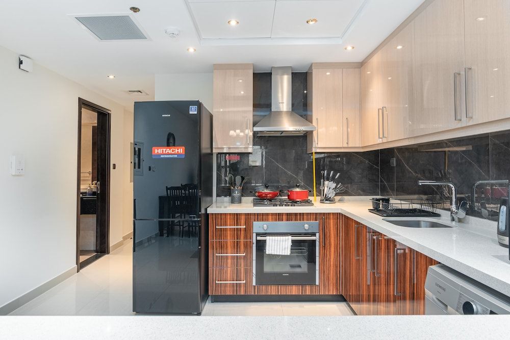 undefined Whitesage - Elegant Apartment With Balcony in Downtown 5