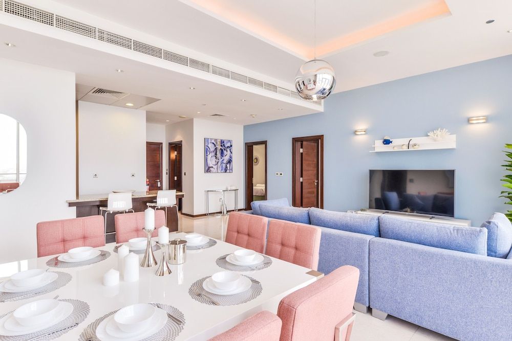 Tiara - Luxury Palm Jumeirah Deluxe 2BR Apartment 28