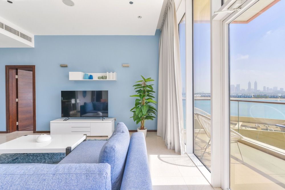 Tiara - Luxury Palm Jumeirah Deluxe 2BR Apartment 17