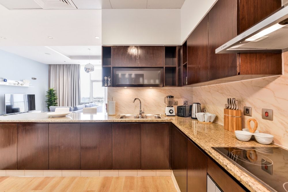 Tiara - Luxury Palm Jumeirah Deluxe 2BR Apartment 14