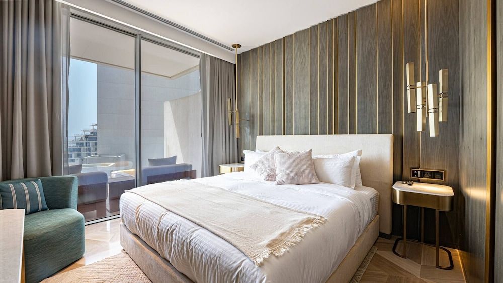 Five Palm Jumeirah 2 Bdr Full Sea View Apartment, 2 Bedrooms, Accessible 2