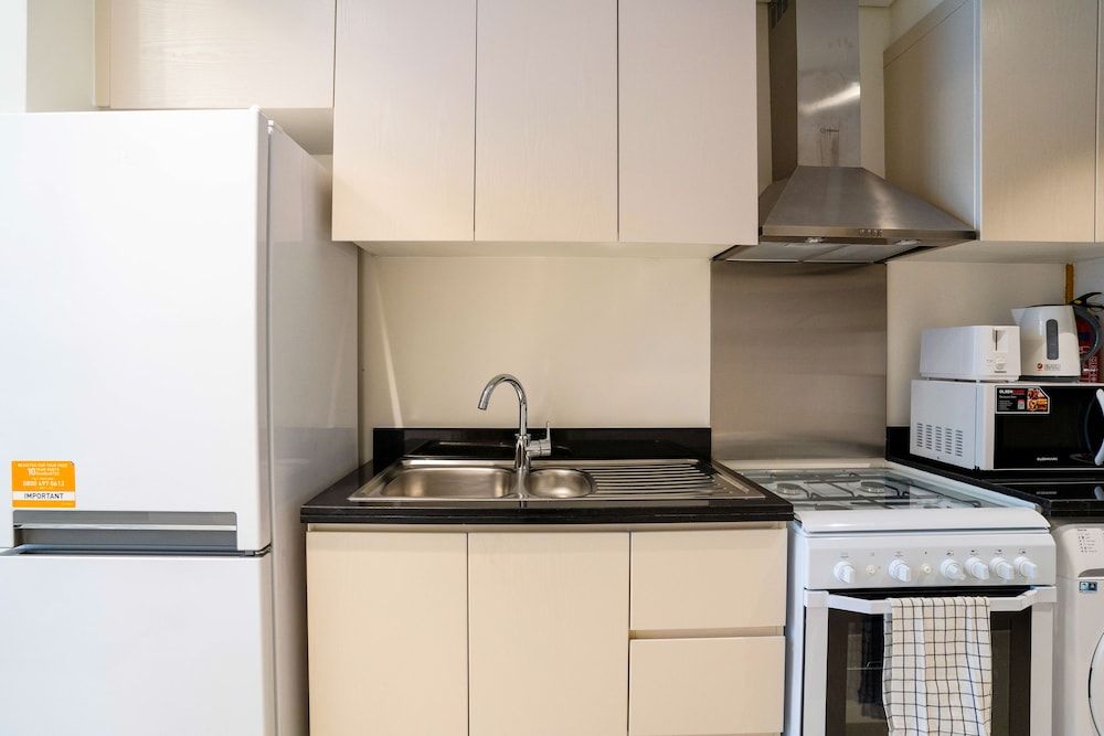 undefined Tanin - Incredible City Vista From Balcony of Fancy Studio 7