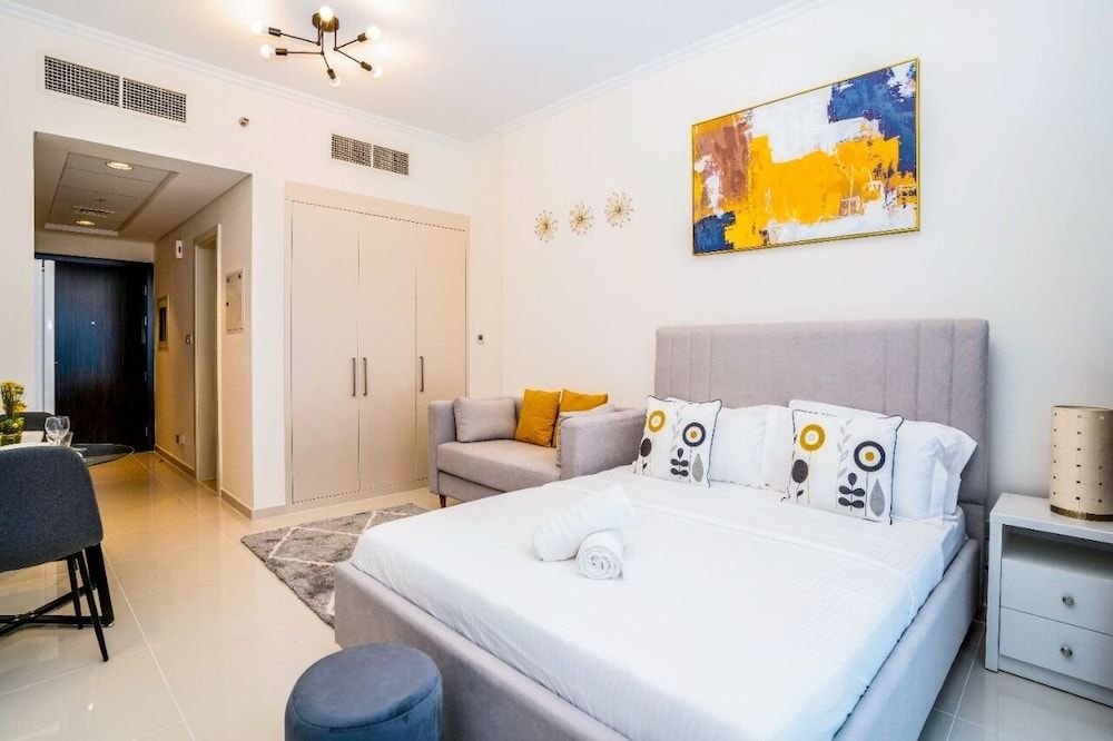 undefined Tanin - Incredible City Vista From Balcony of Fancy Studio 3