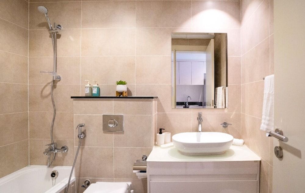 undefined Tanin - Incredible City Vista From Balcony of Fancy Studio 9