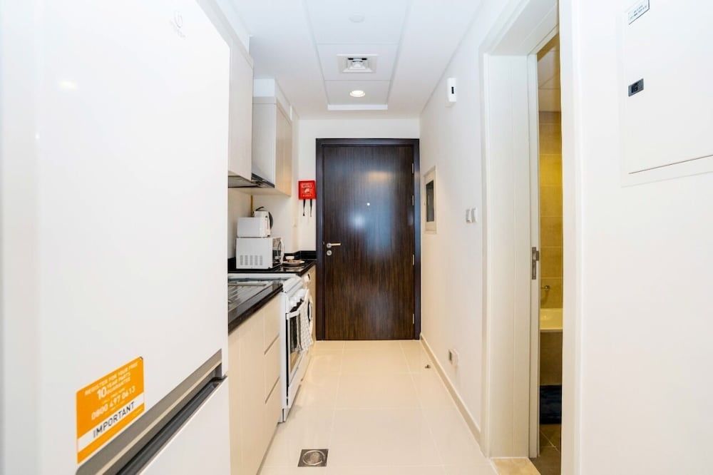 undefined Tanin - Incredible City Vista From Balcony of Fancy Studio 6