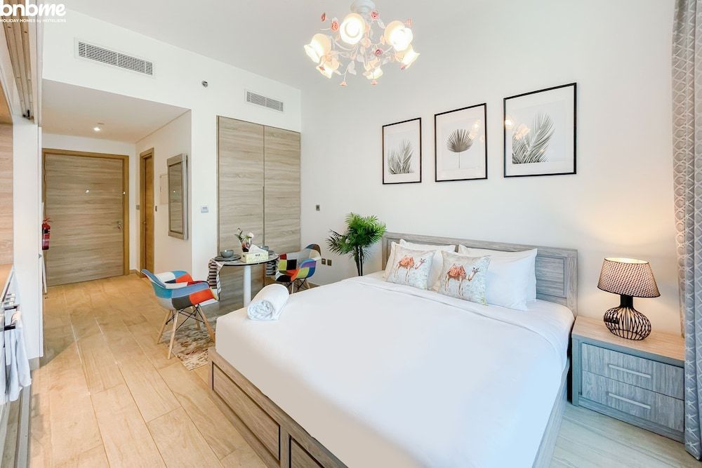 undefined Beach View 2BR Ultra-luxurious Apt- 1504 6