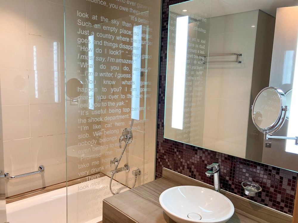 undefined Stunning Fully Furnished 2 Bedroom in Paramount Prime Location Business bay 7