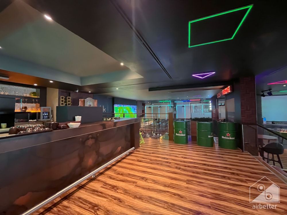 undefined Luxurious Loft with stunning views Dubai 4