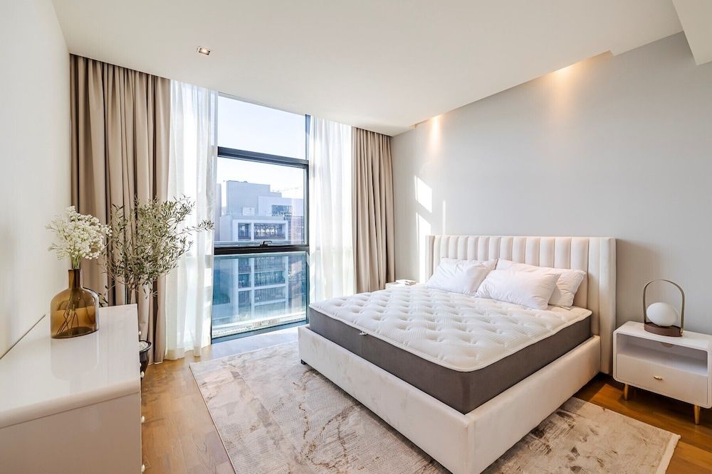 undefined Cozy & Large 1BR Citywalk Building 7 3