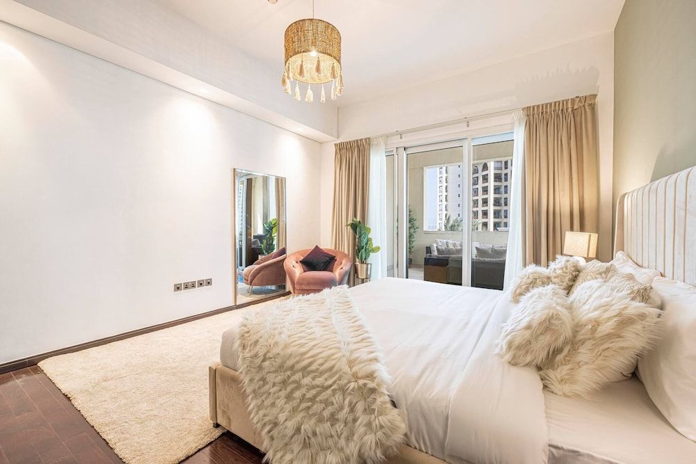 undefined Palm Jumeirah - 2br - New Furnished - Next To Mall 9