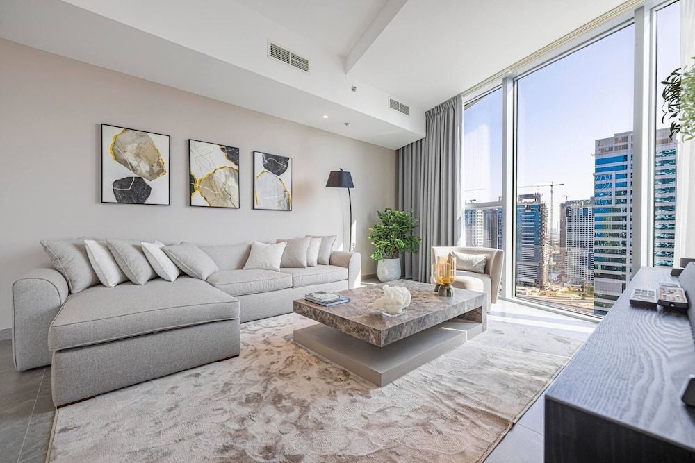 undefined Brand New, Stylish 2br and M, Amazing Marina Views