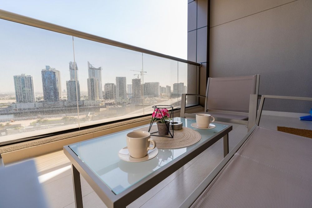 Whitesage - Wide City Views From This Large Condo With Balcony