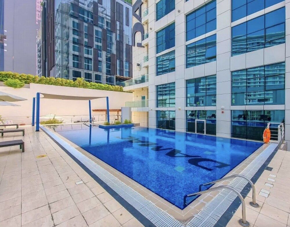undefined 403 Park Central 2
