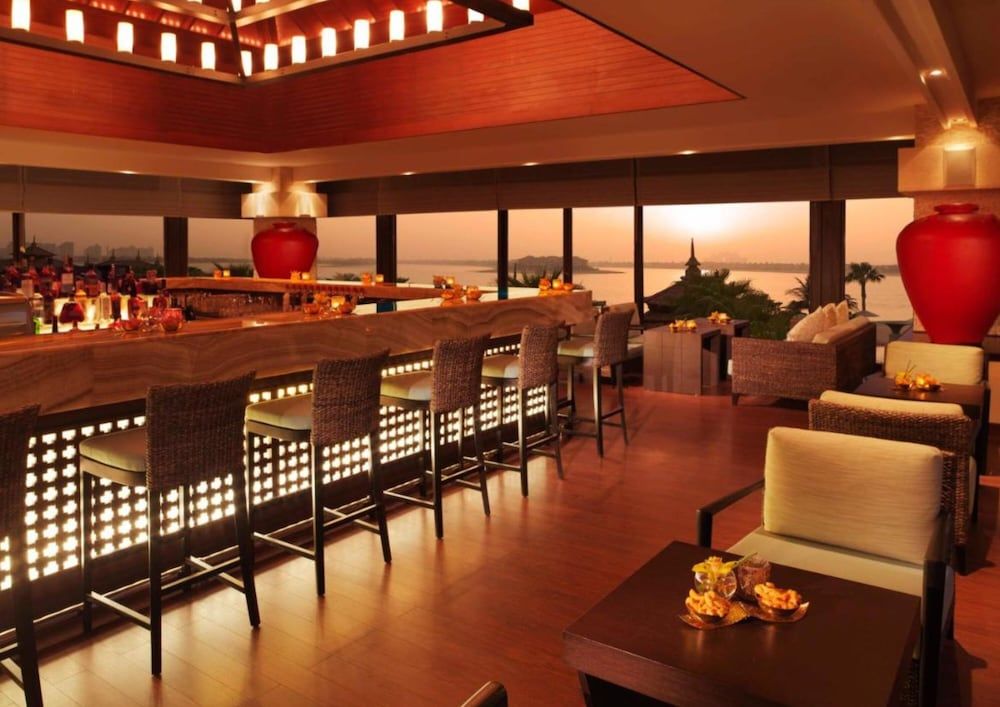 undefined Anantara Residences - Beachfront - Private Beach and Lagoon Pool 3