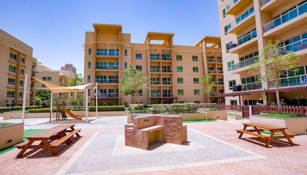 undefined Waterfront Greens View 5