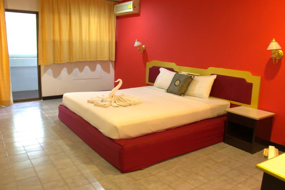 Surin Sweet Hotel Standard Room 3