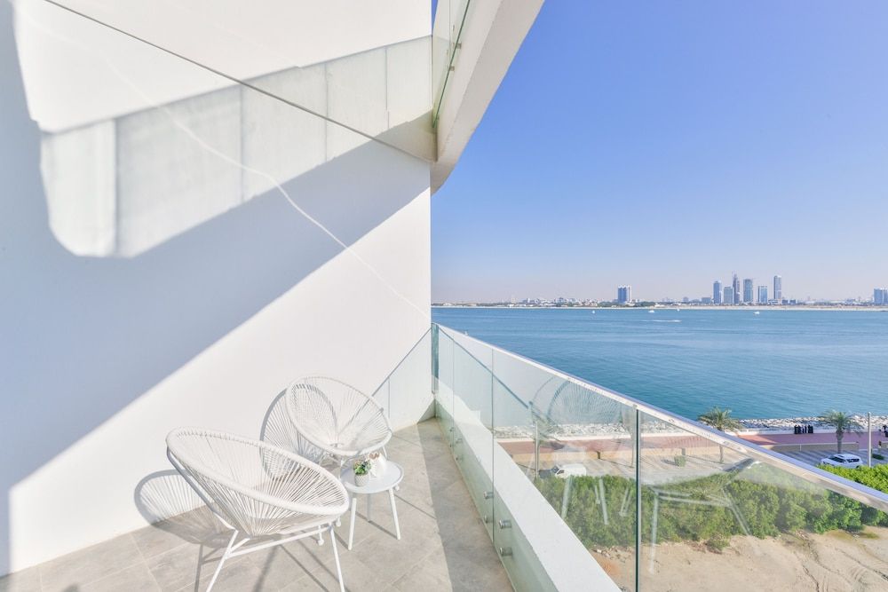 Ultra Luxury Palm - Mina Azizi Beachfront - Private Beach and Pool Ultra Deluxe Palm 2BR Apartment 33