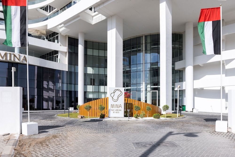 undefined Ultra Luxury Palm - Mina Azizi Beachfront - Private Beach and Pool 3