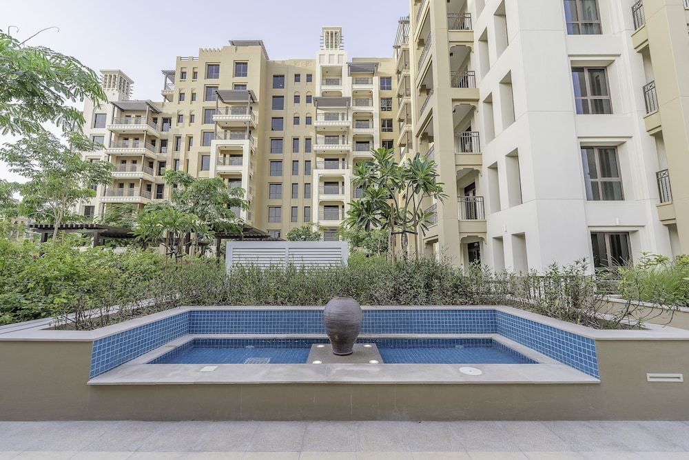 Iconic Views Apt With Balcony Close to the Beach