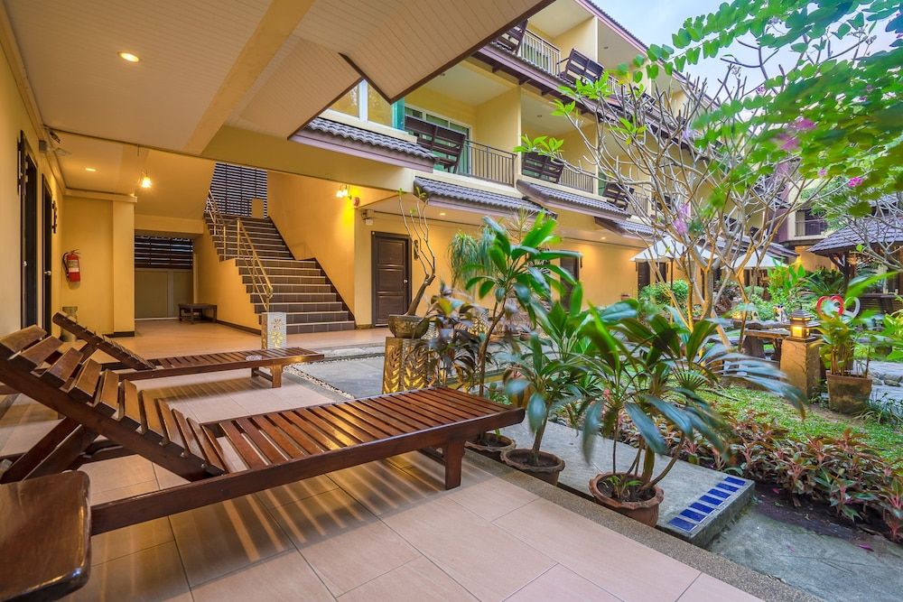 undefined Suphan Lake Hometel 6