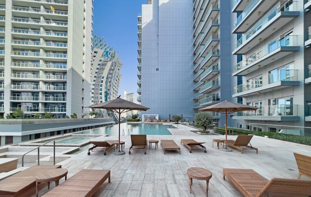 undefined 1 BR Apt walking distance to Dubai Mall 2