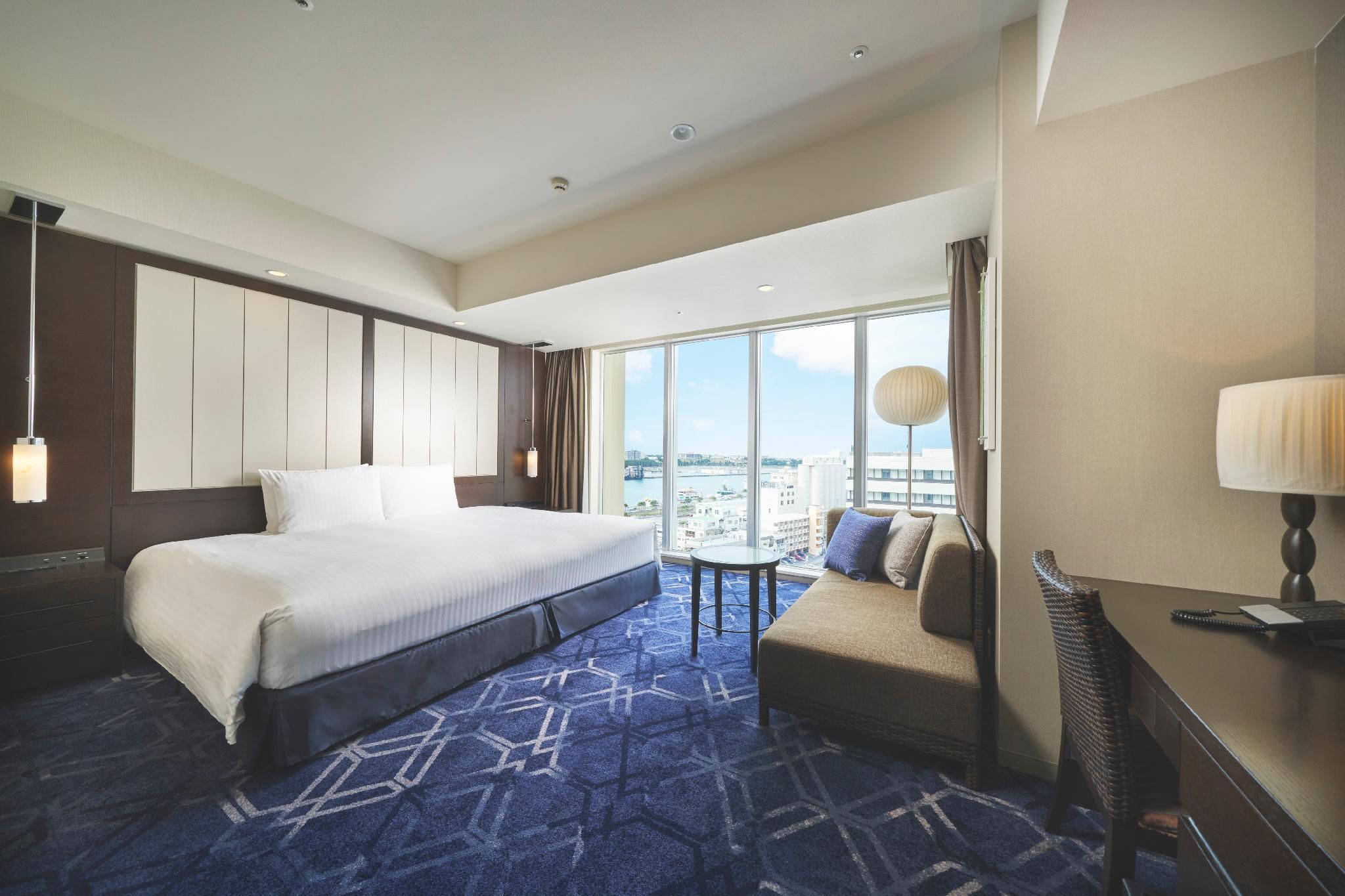 Hollywood Twin Room with Combined 2 Single Beds and 1 Large Duvet - Newly Renovated, 2024