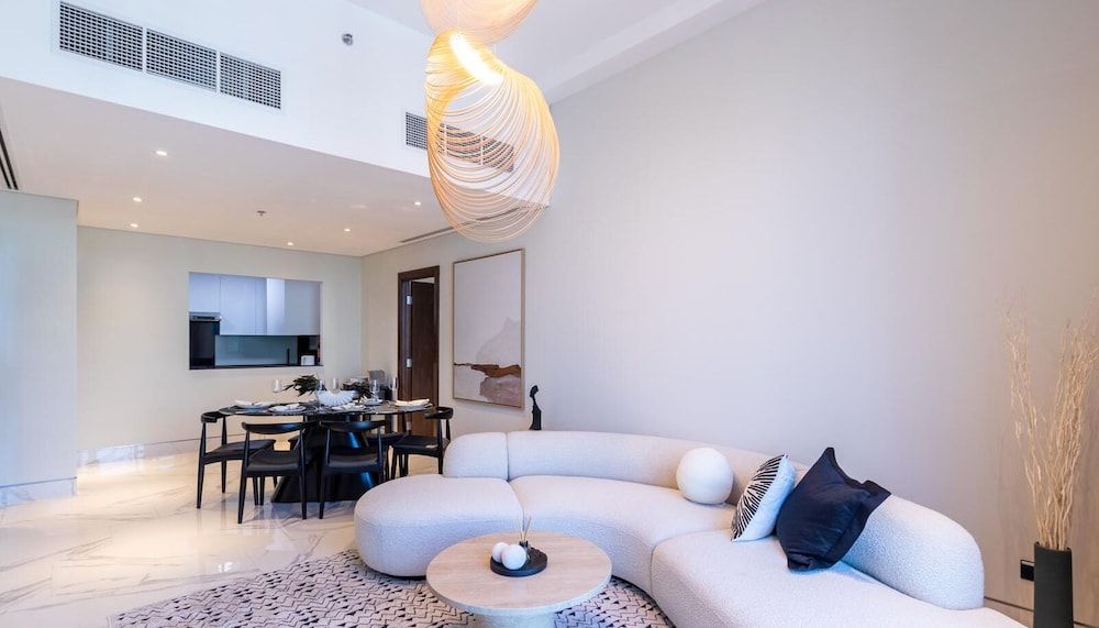 undefined Homesgetaway - 2BR in J One Business bay 7