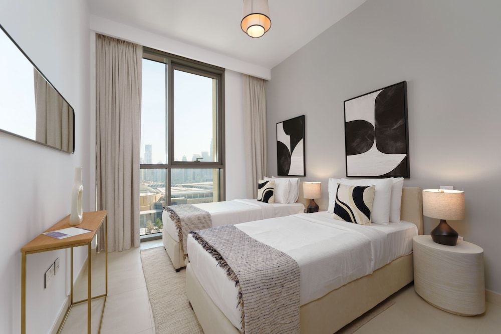 undefined Maison Privee - Luxury Apt with Burj Khalifa Vw & Direct Mall Access 7