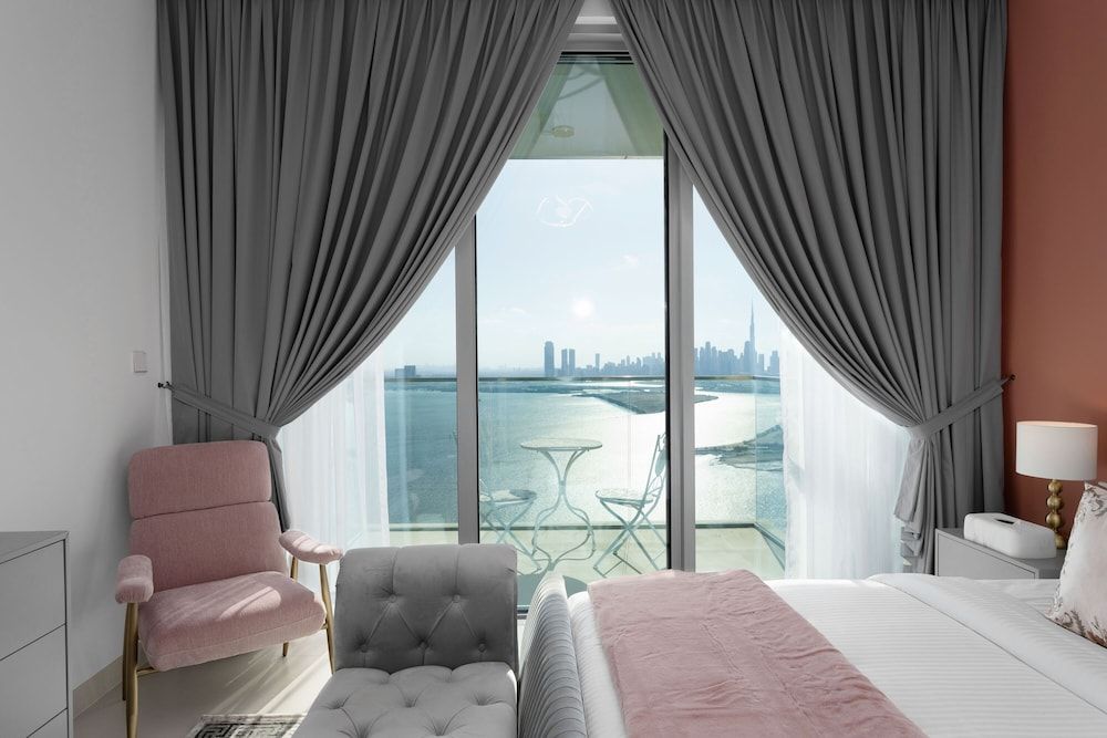 Maison Privee - Trendy Apt on the Creek with Superb Dubai Skyline Vw Comfort Apartment 12