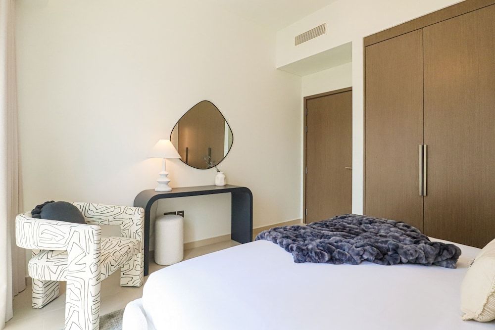 HiGuests - Act Tower 1 Deluxe Apartment 13