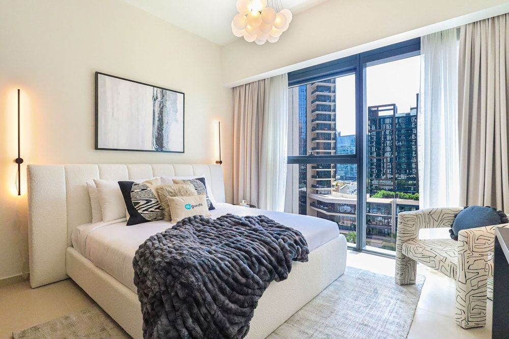 HiGuests - Act Tower 1 Deluxe Apartment 8