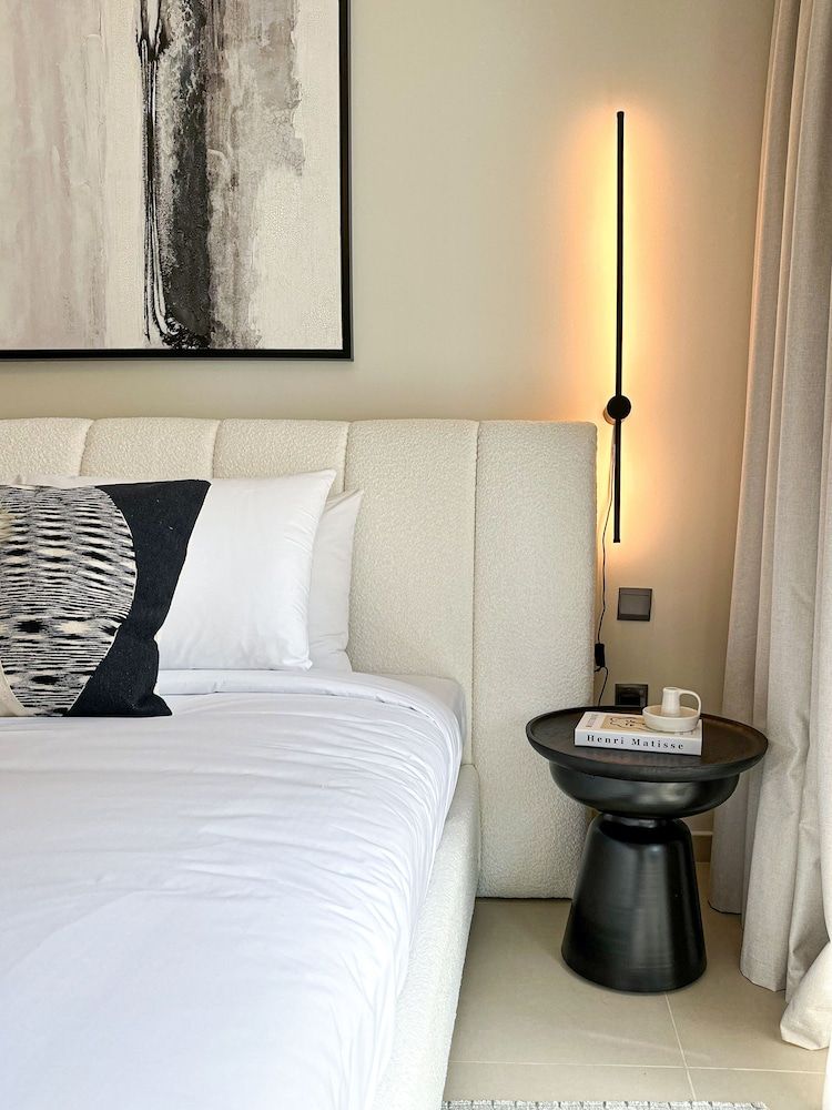 HiGuests - Act Tower 1 Deluxe Apartment 7