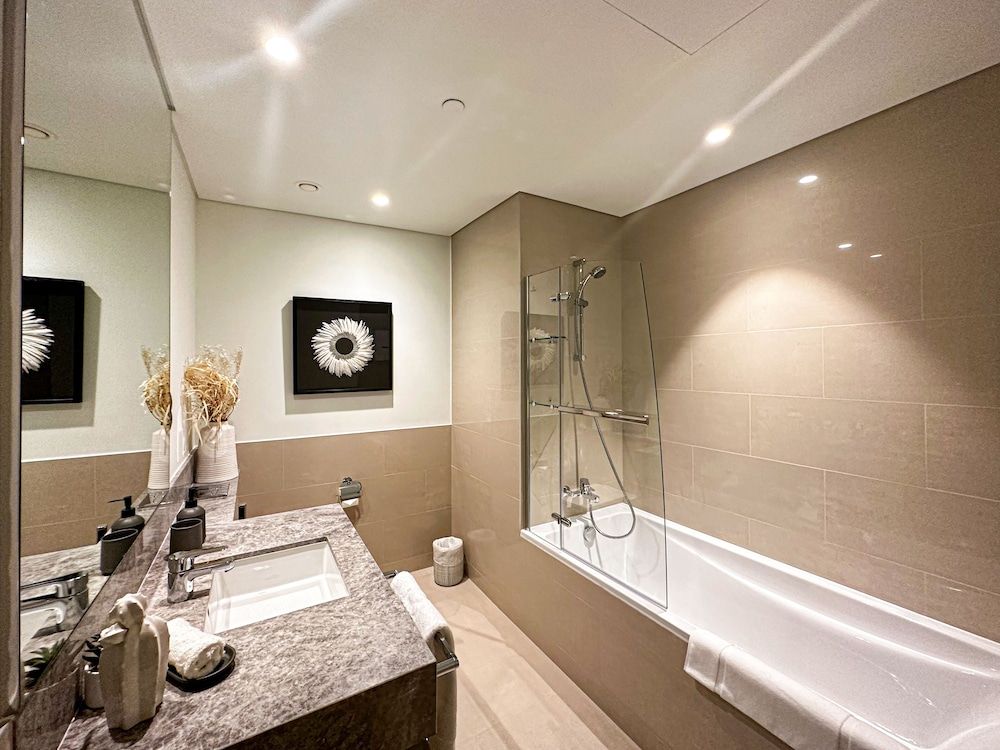 HiGuests - Act Tower 1 Deluxe Apartment 20