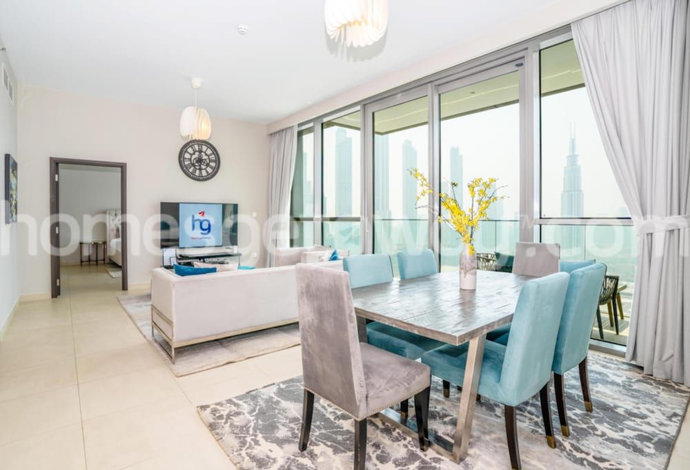 undefined Homesgetaway-3BR Apt. in Downtown Views 5