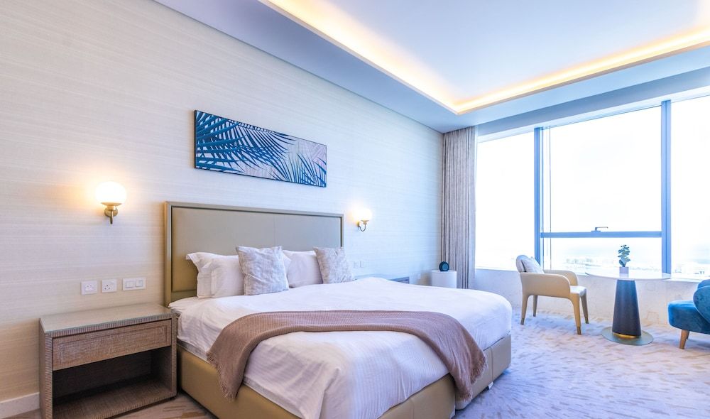 undefined Homesgetaway - Studio in The Palm Tower 4