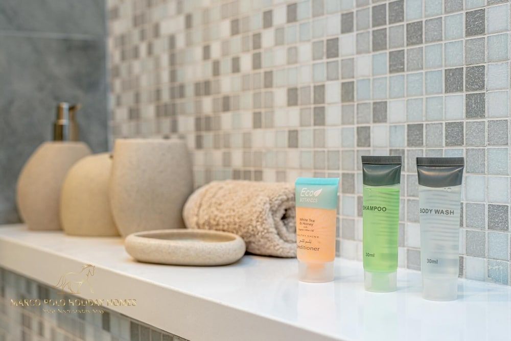 Marco Polo - Stunning 2 BR With Marina Views | Huge Pool & Gym Deluxe Apartment 20